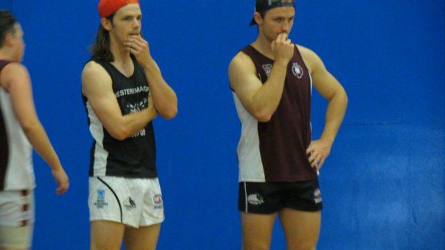 y37wk12045.jpg